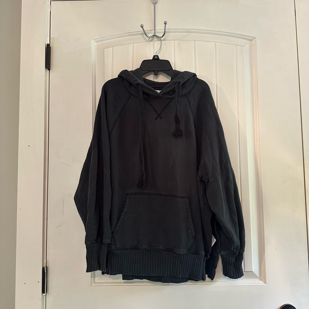 American Eagle Dark Knit Top